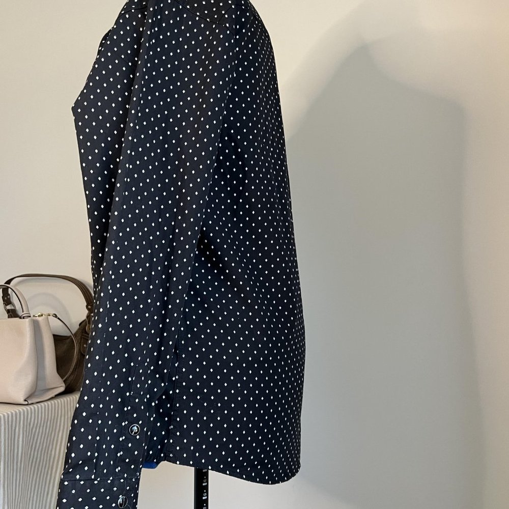 Button Down with Western Flair, Black with small white diamond shape - Picture 5 of 5